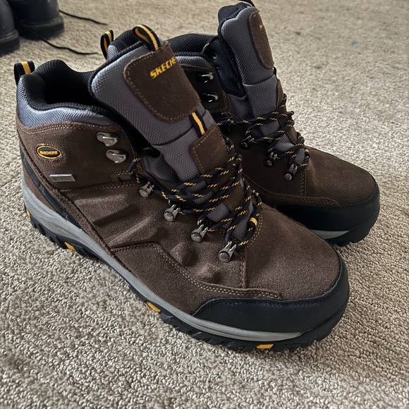 Men’s Skechers hiking boots size 13 - Picture 1 of 3